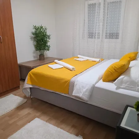 Knezevic * Podgorica