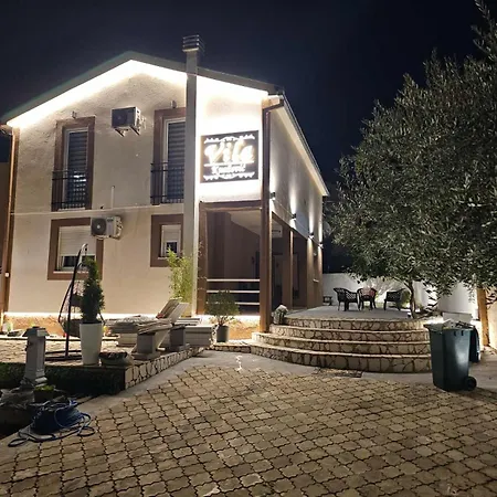 Knezevic *